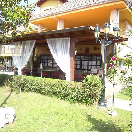 Hosteria Las Fuentes Rubayo Екстер'єр фото